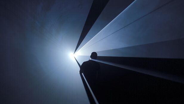 Tate Modern - Anthony McCall Solid Light