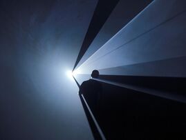 Tate Modern - Anthony McCall Solid Light